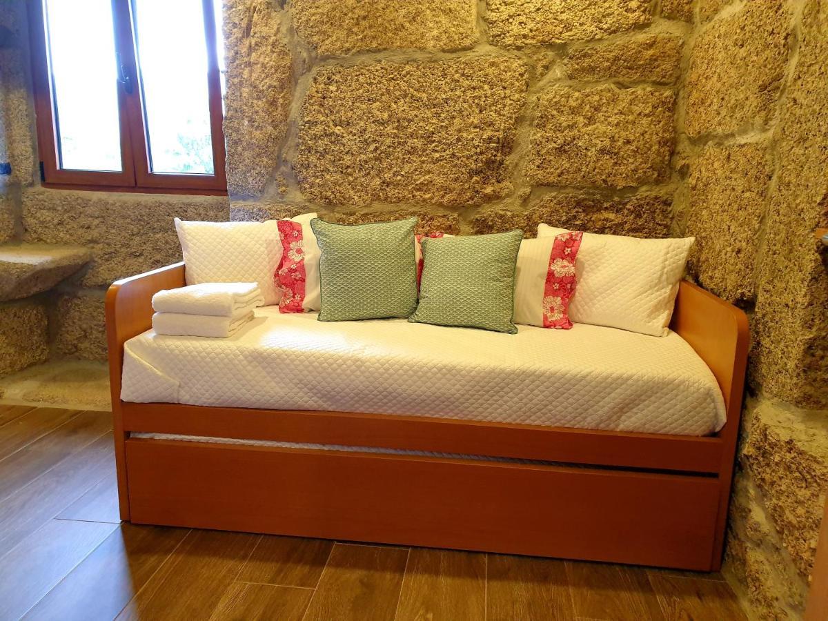 Quinta Da Casa Dos Santos - Inside Geres Guest House Bagian luar foto